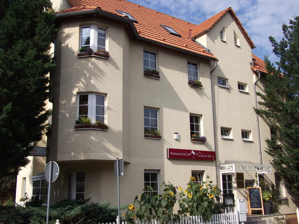 Pension & Cafe Am Kraehenberg Halle  Exterior photo